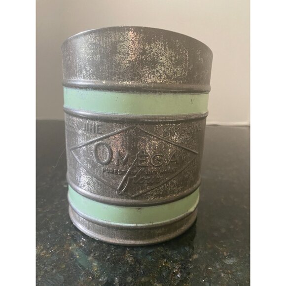 Omega Sift-Chine Flour Sifter with Squeeze Handle and Green Stripes, Vintage Kit - Picture 2 of 6